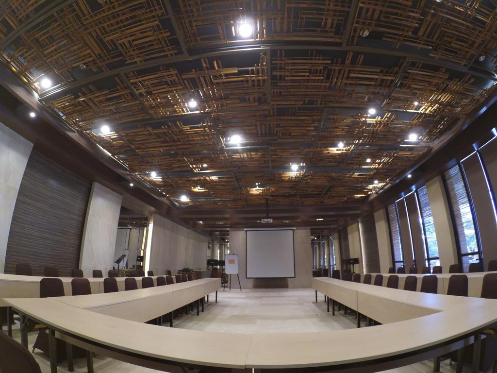 The Green Forest Resort Lembang Exterior photo