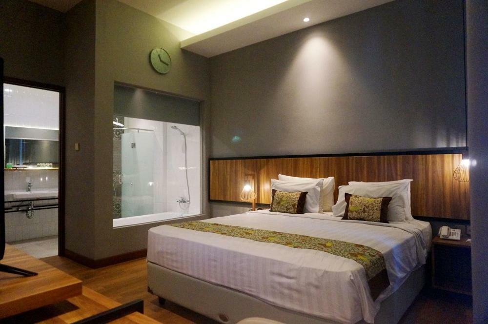 The Green Forest Resort Lembang Exterior photo